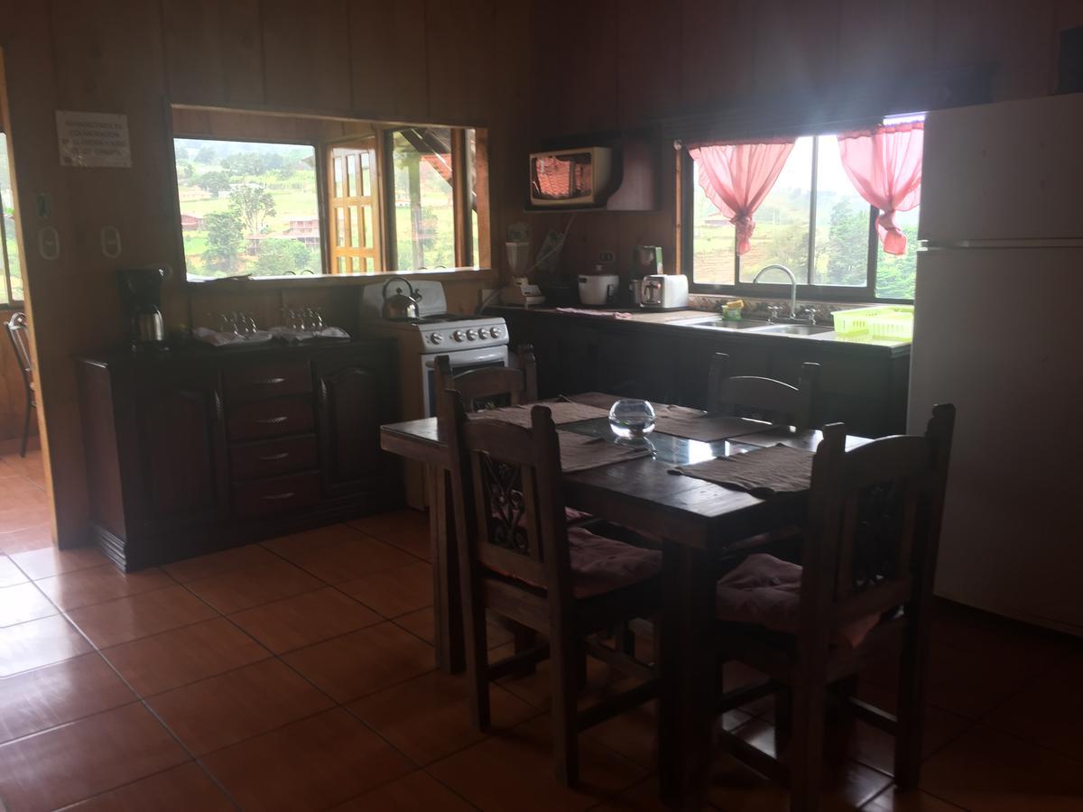 Hotel Chalets Los Volcanes Fraijanes Exterior photo